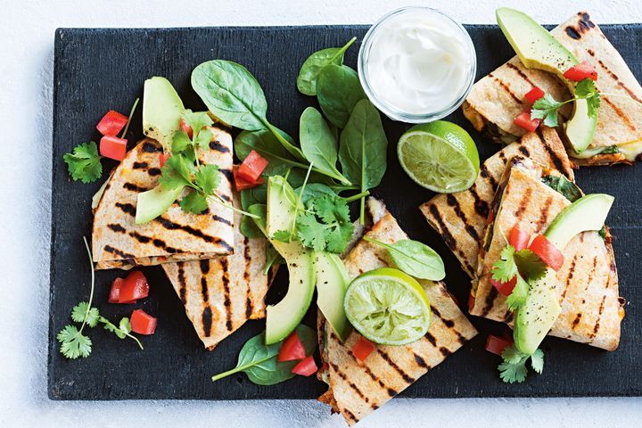 what does chipotle taste like